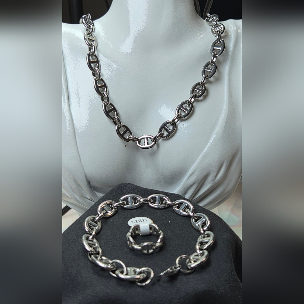 Silver Puffed Mariner 3-Piece Set – 18" Stainless Steel Necklace, Bracelet Ring